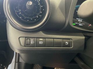 Toyota C-HR ADVANCE 2WD