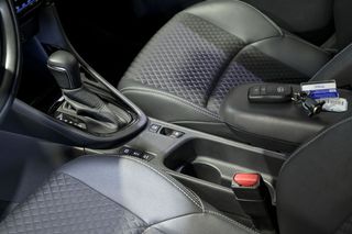 Toyota Yaris   1.5 120H Style P. Premier Edition