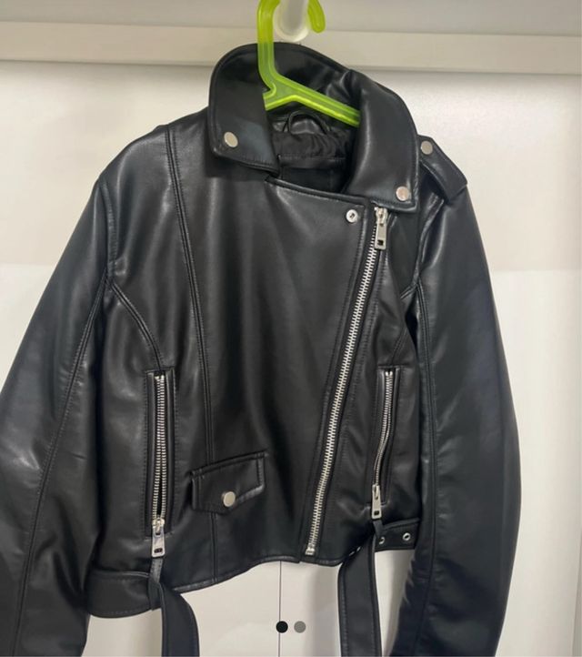 Cazadora efecto piel Pull&Bear