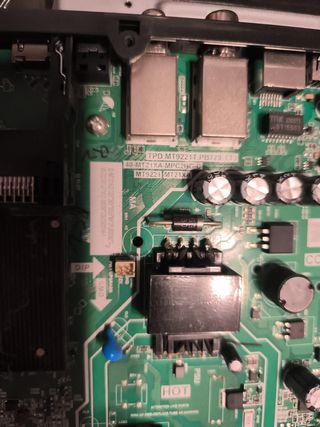 TV TCL 32S5400AF Negra - con tiras de led. MT9221T