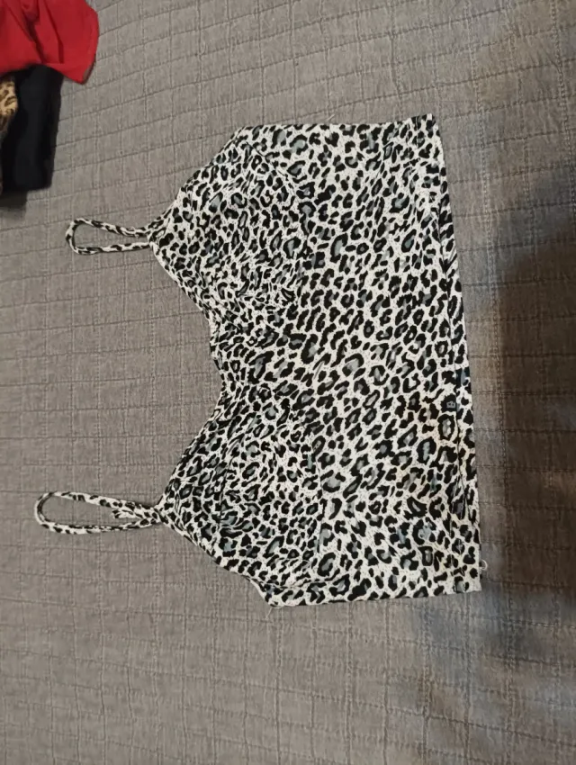 Top tirantes estampado leopardo