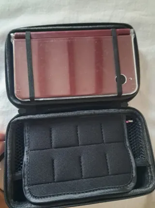 Nintendo DSi XL (leer bien)