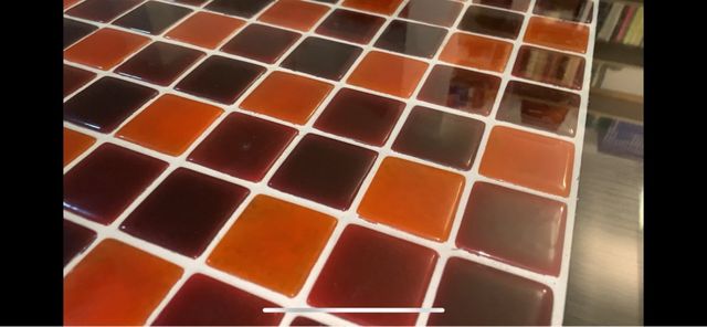 Mesa de mosaico y 8 sillas salón