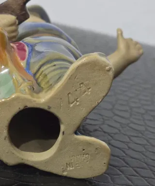 Estatuilla de porcelana China 1960