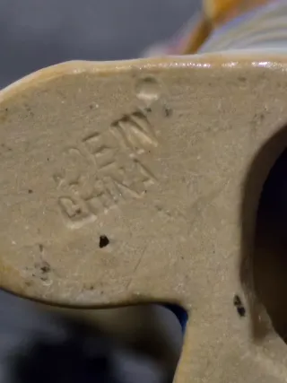 Estatuilla de porcelana China 1960