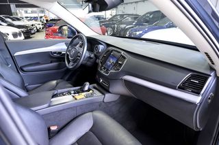Volvo XC90   2.0 B5 D AWD Momentum Pro Auto