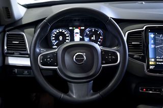 Volvo XC90   2.0 B5 D AWD Momentum Pro Auto