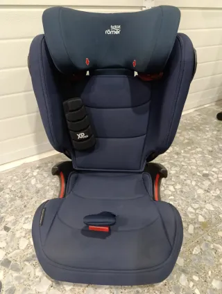 Silla coche Britax Römer Kidfix III S azul