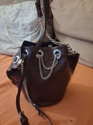 Bolso Zara efecto piel cocodrilo.Nuevo a estrenar!