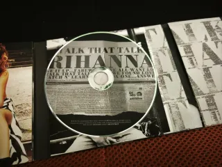 CD Rihanna Talk That Talk