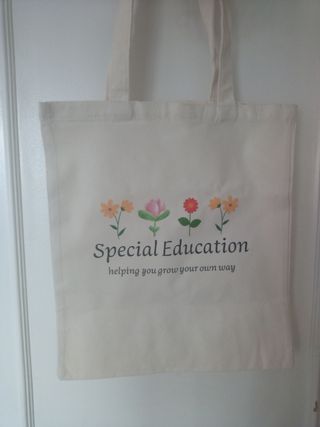Bolsa de tela con flores