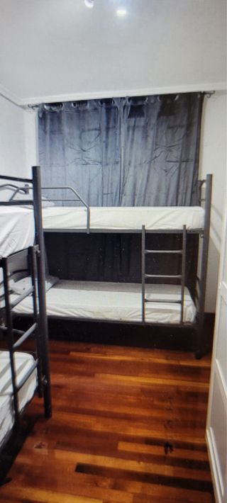 Literas metálicas casi nuevas con colchones