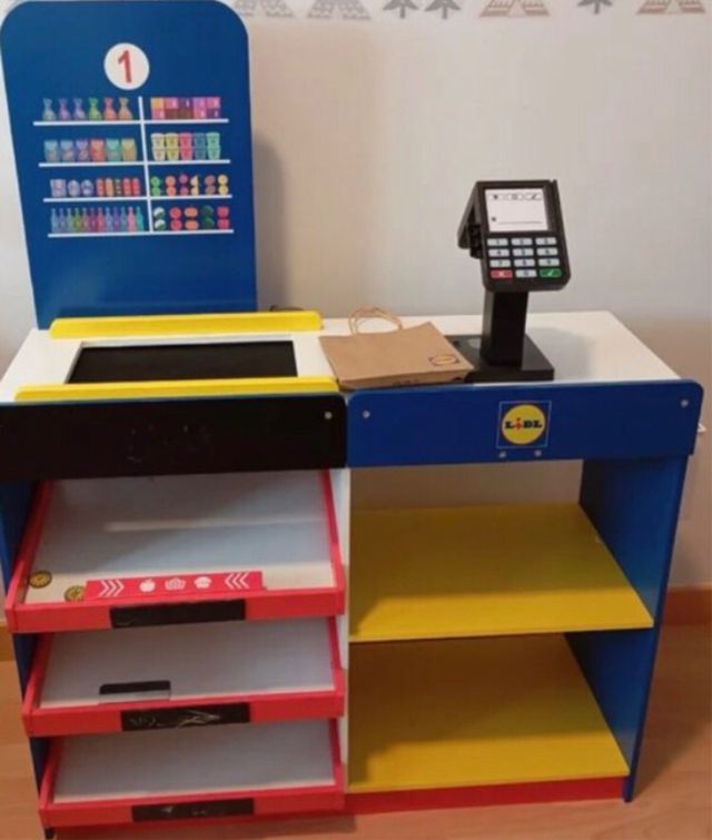 Mercato in legno Lidl