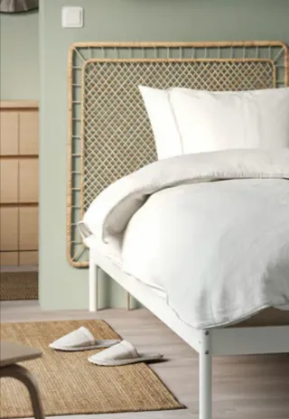 Cabecero TOLKNING de ratán hecho a mano