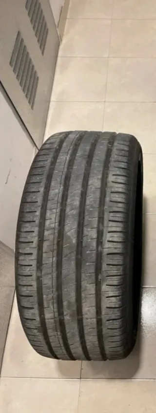 Neumático Barum 225/45 R17
