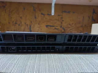 PS4 (PlayStation 4) Negra (para piezas)