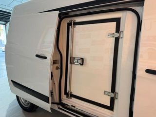 Ford Transit Custom Furgon 2.0 TDCI 250 L1 Ambiente 77 kW (105 CV)