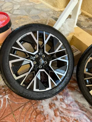 Llantas Renault 20 Pulgadas como neumáticos