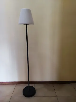 Lampada da terra solare