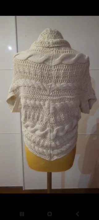 Jersey de punto con bufanda integrada