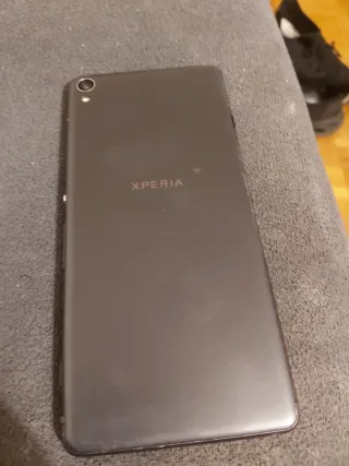 Sony Xperia Nero/Grigio
