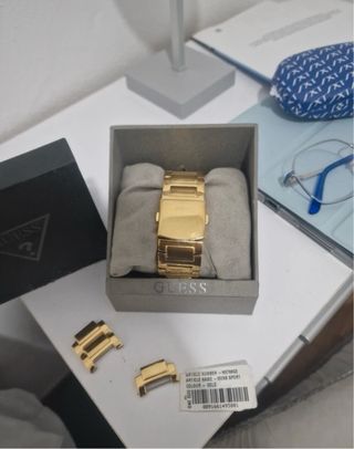 Reloj Guess Dorado Hombre