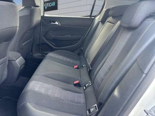 Peugeot 308 5p PureTech 130 S&S Allure