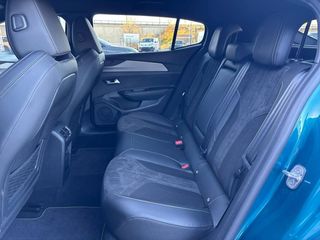 Peugeot 408 408 PHEV 180 e-EAT8 GT