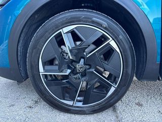 Peugeot 408 408 PHEV 180 e-EAT8 GT