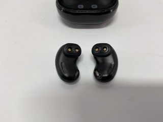 in-ear samsung buds live