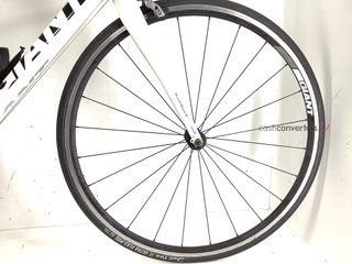 bicicleta carretera giant defy