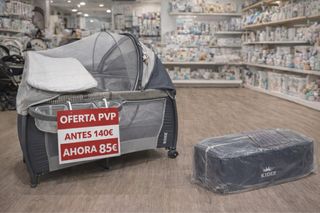 Cuna bebé plegable, cambiador y parque a estrenar