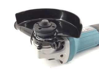 radial makita ga4530r