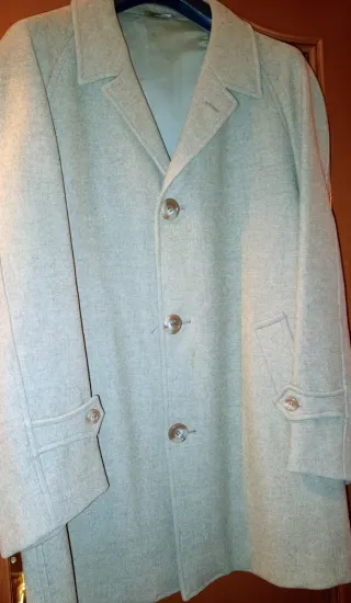 CHAQUETÓN DE LANA BEIGE