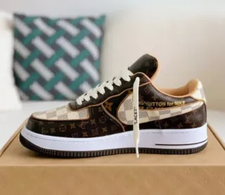 Scarpe Louis Vuitton x Nike Air Force 1