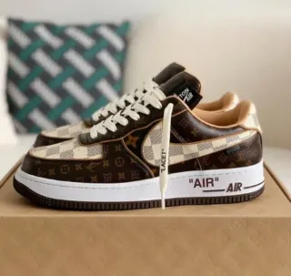 Scarpe Louis Vuitton x Nike Air Force 1