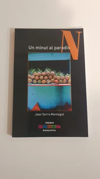 Lote de cuatro libros en catalán