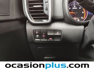 Kia Sportage 1.6 MHEV Drive 4x2 100 kW (136 CV)