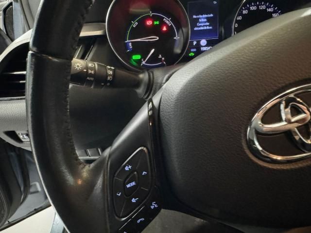 TOYOTA C-HR Hybrid Active