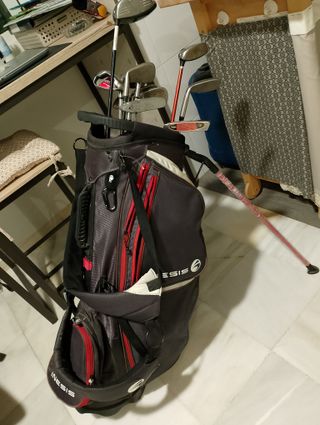 Bolsa de Golf con 13 palos, pelotas y palillos