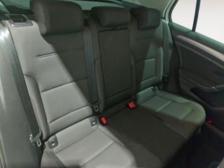 Volkswagen Golf Advance