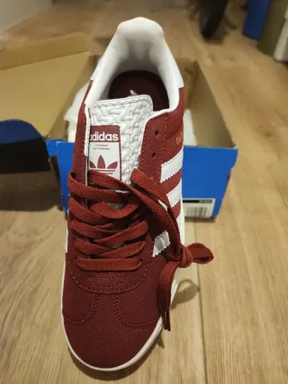 Gazelle Bold Rojo Talla 39,5