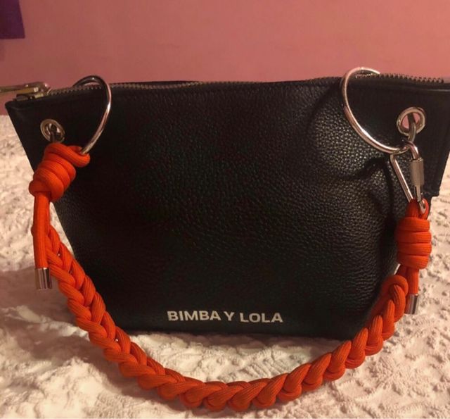 Bolso Bimba y Lola Negro con Asa Naranja