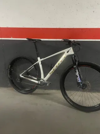 Bicicleta Scott Scale 930