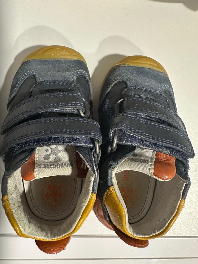 Zapatos Biomecanics Talla 20