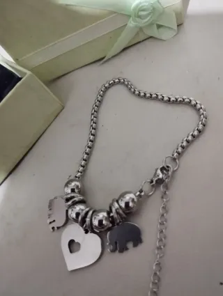 Bracciale con ciondoli elefante e cuore