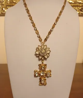 Collana fiore vintage con croce gioiello