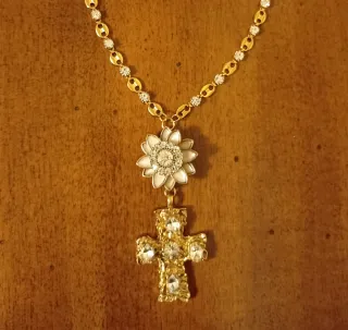 Collana fiore vintage con croce gioiello