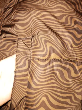 Abrigo acolchado H&M estampado