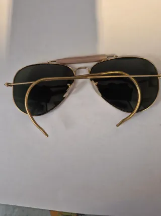 Gafas Ray-Ban Outdoorsman Dorado y Negro.